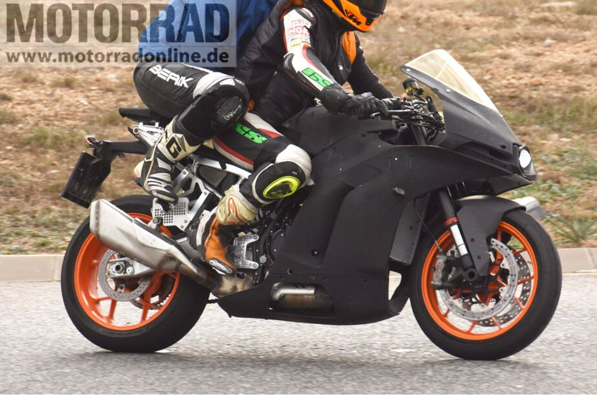 Ktm Rc With Twin Cylinder Engine Spotted Testing Autocar India